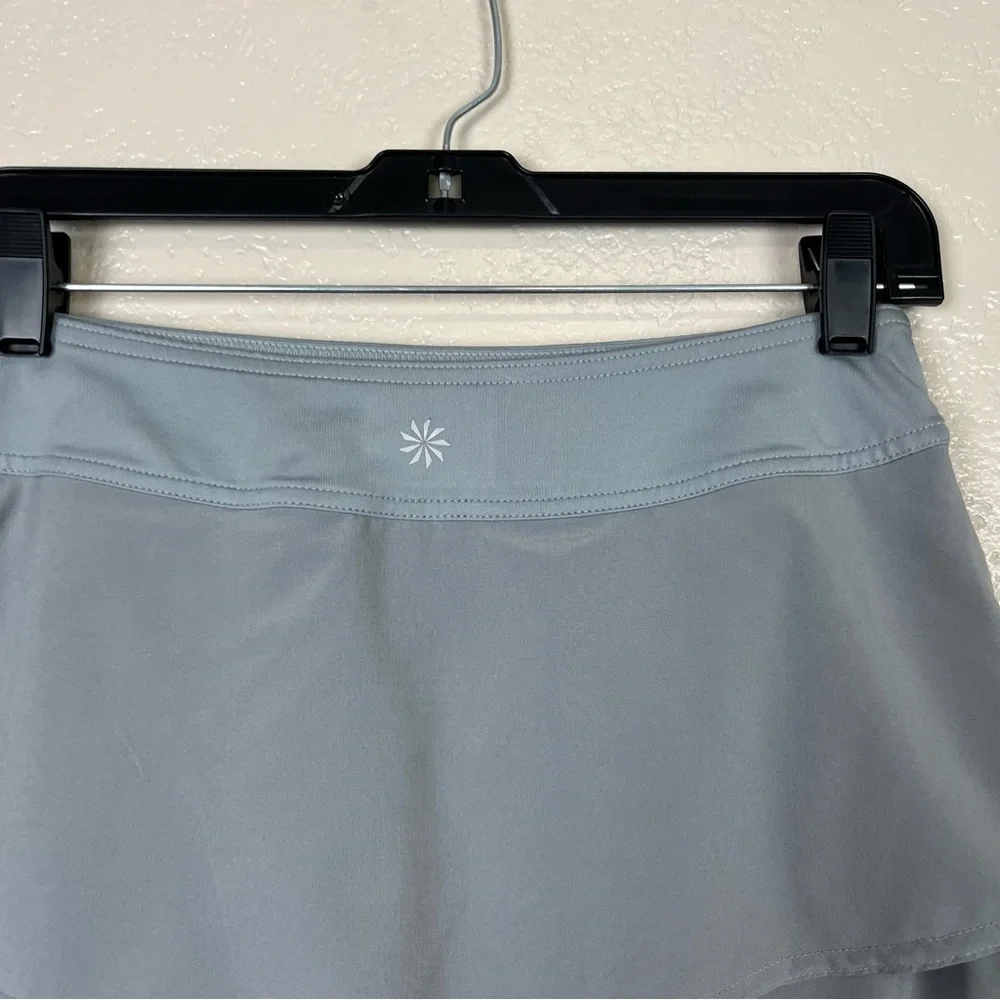 Athleta Lucky In‎ Love Gray Grey Active Tennis Skirt Tiered Skort Size 2.